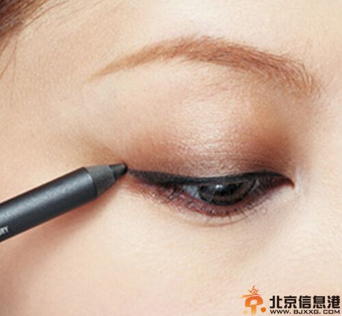 注意化妆注意事项 学习化妆要注意什么才能越化越美