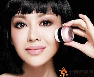 腮红怎么打显脸小 拯救大脸妹气质无敌学起来