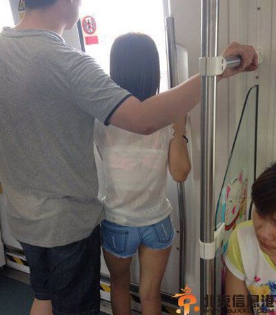 搞笑图片我的世界观不会好了 请戳瞎我的双眼