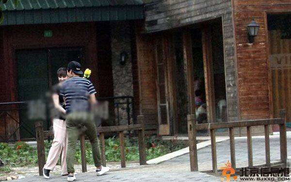 魏大勋个人资料女友是谁 魏大勋刘小小恋情曝光