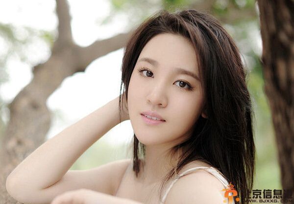 魏大勋个人资料女友是谁 魏大勋刘小小恋情曝光