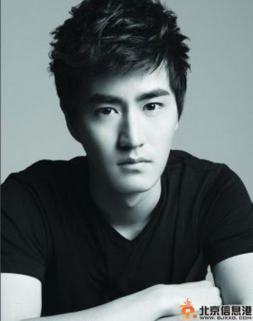 杨玏女朋友是谁 揭其个人资料微博照片晋升新四小男神