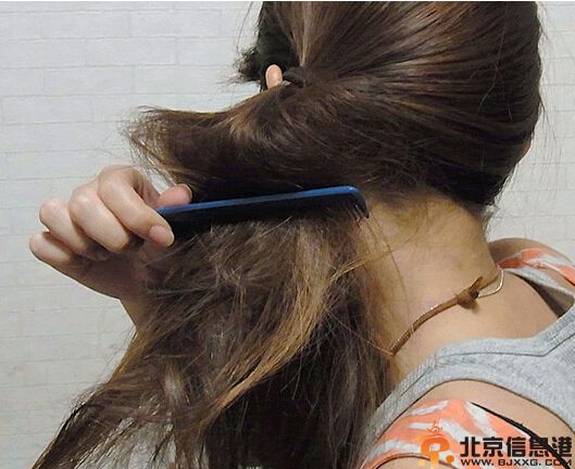 马尾怎么扎好看 教你打造森女优雅气质