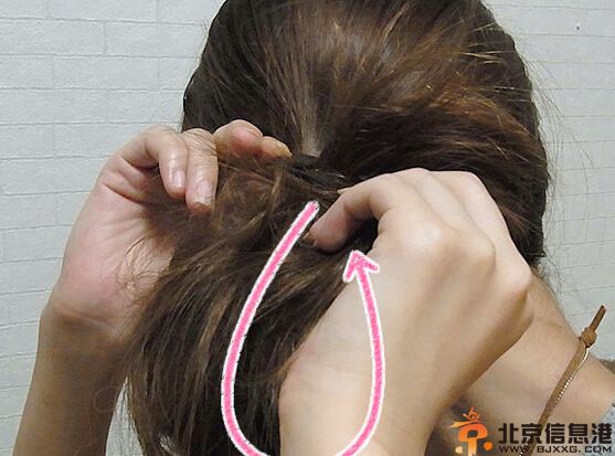 马尾怎么扎好看 教你打造森女优雅气质