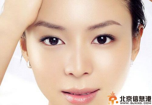 自己修眉技巧 掌握方法流程为自己修精致眉形