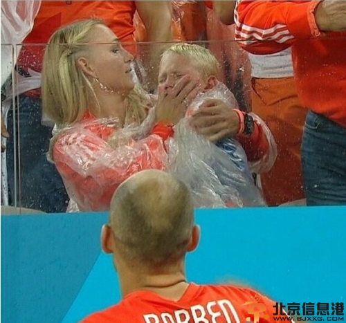 罗本儿子卢卡妻子贝纳迪恩资料照片曝光 曝罗本和里贝里打架图