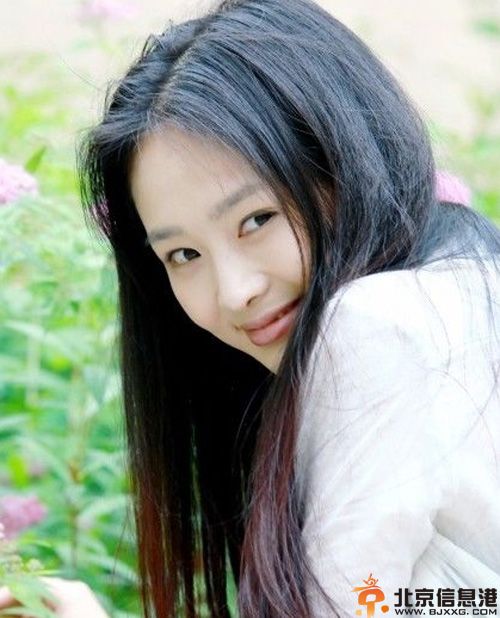 夏一瑶个人资料年龄照片车祸后近况 微博澄清与潘粤明车震事件