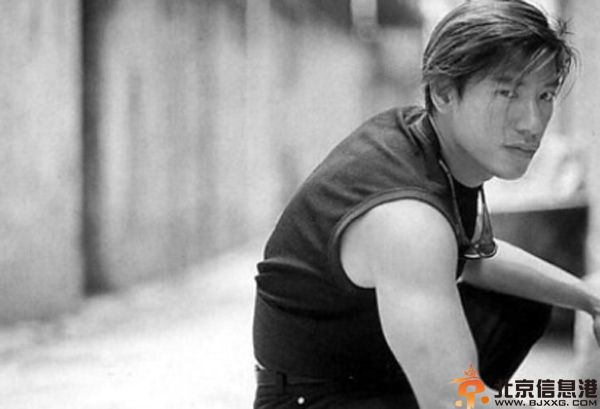 香港男星张耀扬吸毒被抓 揭其老婆个人资料及照片