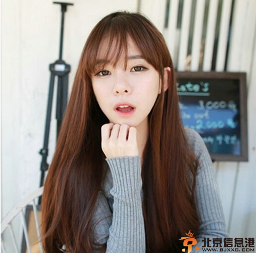 盘点时尚直发发型 清甜妩媚显气质