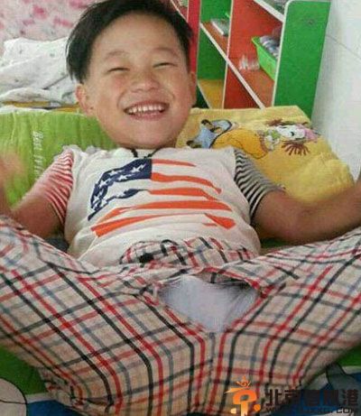 搞笑图片单身男性就餐送手纸 为什么要送手纸