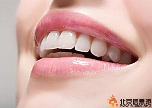 简单美白牙齿方法 让你绽放自信笑容