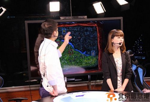 Dota2主持人Mik杨京亚年龄资料微博照片 素颜照海量生活私照曝光