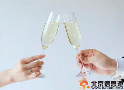 婚宴用什么白酒 小编推荐婚宴用酒怎么选择