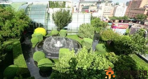 王艳豪宅图片曝光 毗邻紫禁城自带喷泉