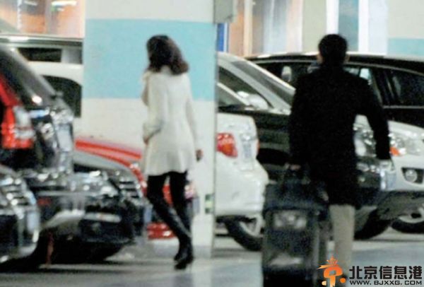 主持人芮成钢女友个人资料 其简历微博遭热搜