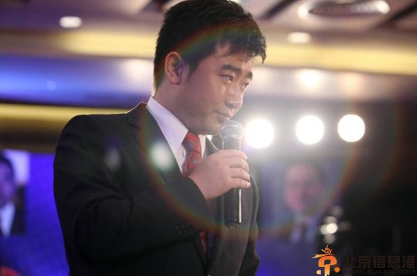 主持人芮成钢女友个人资料 其简历微博遭热搜