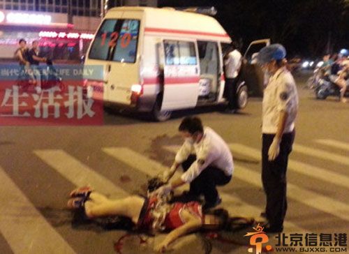 南宁车祸妹子麻麻-一颗扇贝微博照片 当场死亡车祸现场图片曝光