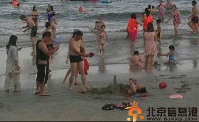 亮点图就喜欢去海边玩儿 二货的世界里不懂
