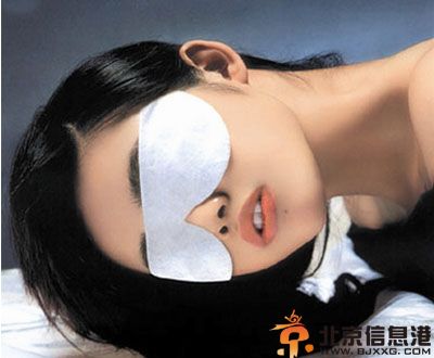 眼膜怎么贴怎么用注意事项 小编教你自制眼膜多久用一次