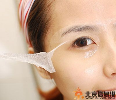 眼膜怎么贴怎么用注意事项 小编教你自制眼膜多久用一次
