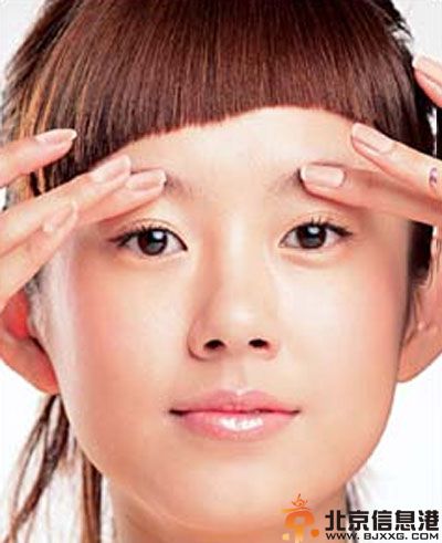 眼霜的正确使用方法 眼霜使用方法步骤图解