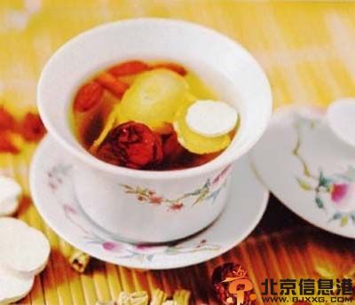 中药丰胸有用吗 推荐几款丰胸大餐让你上位暴涨