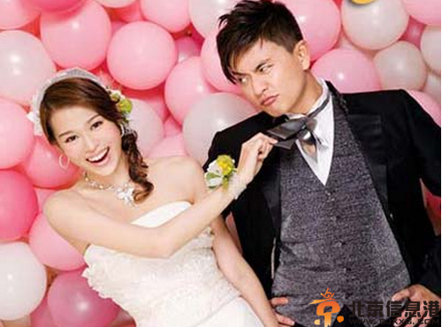 黄宗泽曝胡杏儿三点式劲爆 揭胡杏儿个人资料不雅视频及分手内幕