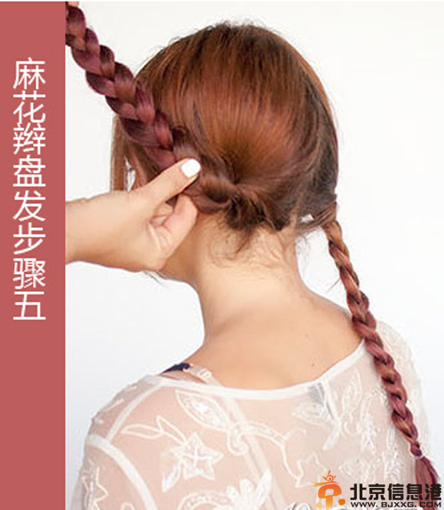 唯美麻花辫盘发 夏季摆脱厚重长发