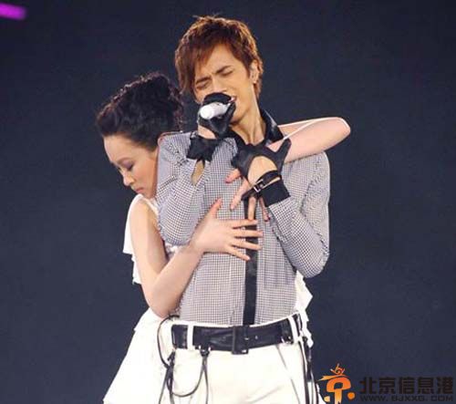 歌手王菀之老公是谁 新歌出炉传与张敬轩绯闻