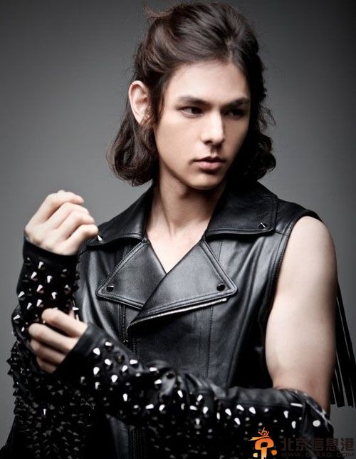 小时代Neil李贤宰女友是谁 普通话搞笑引关注揭其资料微博照片