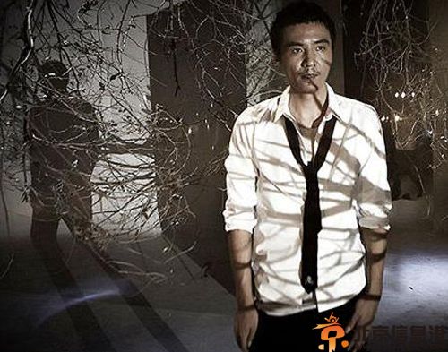 朴树复出近况演唱平凡之路 老婆吴晓敏微博隔空示爱