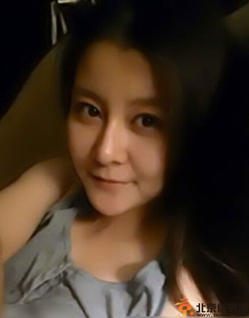 黄宏21岁女儿黄豆豆照片资料曝光 妻子段小洁被称才女
