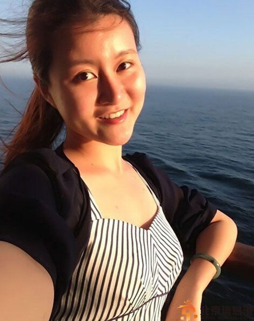 黄宏21岁女儿黄豆豆照片资料曝光 妻子段小洁被称才女