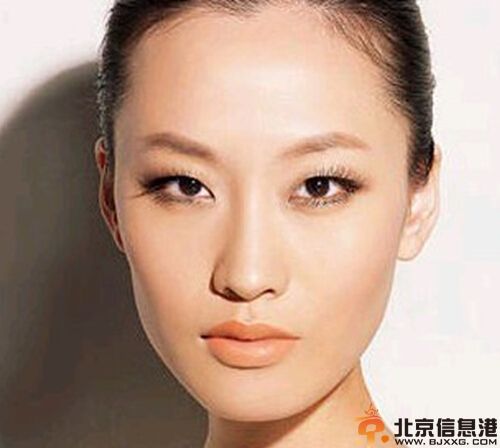 单眼皮如何画眼妆 掌握小眼睛单眼皮眼妆画法