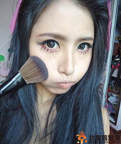 水果妆怎么画好看 教你详细水果妆的画法步骤