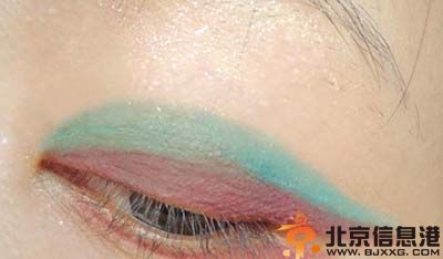 水果妆怎么画好看 教你详细水果妆的画法步骤