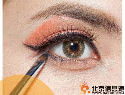 水果妆画法步骤图解 教你怎样化水果妆好看