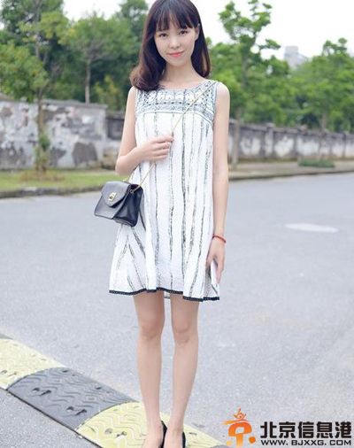 夏季时尚服装搭配女装技巧 教你如何搭配服装更时尚