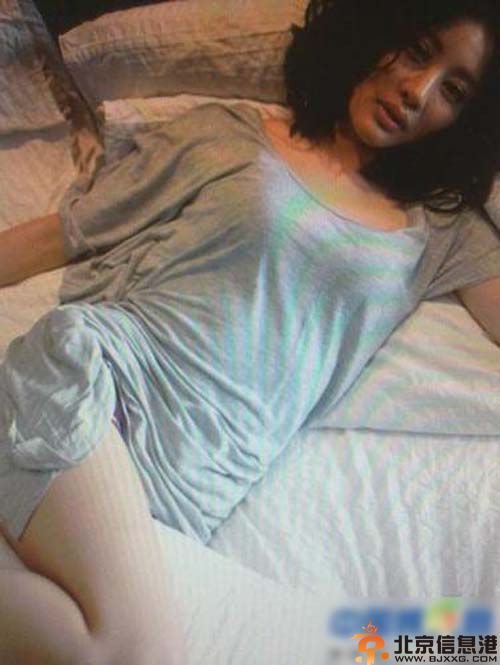 吴晓敏艳照个人资料遭曝 传与老公朴树离婚疑整容