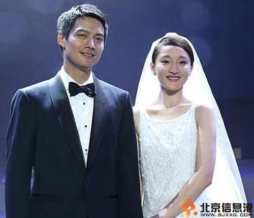 周迅婚礼现场图片显温馨 老公高圣远致辞引高潮