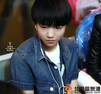 王俊凯的家庭背景资料曝光 爸爸开出租车并非富二代