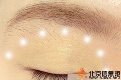 日系无辜大眼妆画法图解教程 教你打造可爱无辜大眼