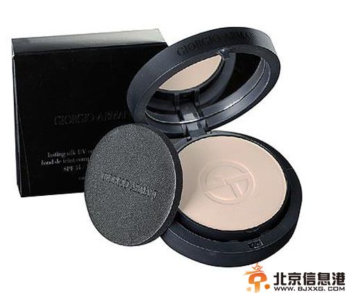 干湿两用粉饼怎么用 彩妆达人教你干湿粉饼的用法