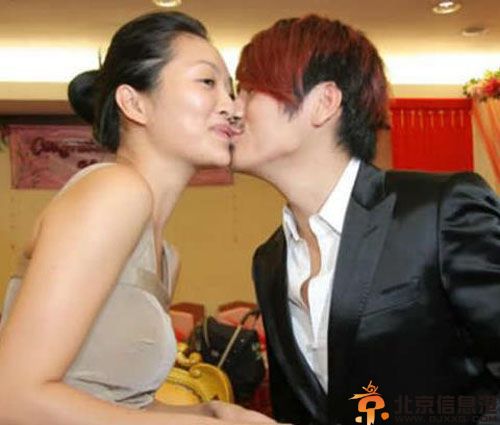 曝曹格老婆吴速玲个人资料 爸爸热播吴速玲整容传开
