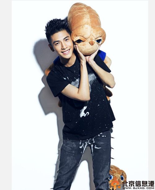 罗云熙leo个人资料微博 出演青年版何以琛是否整容引关注