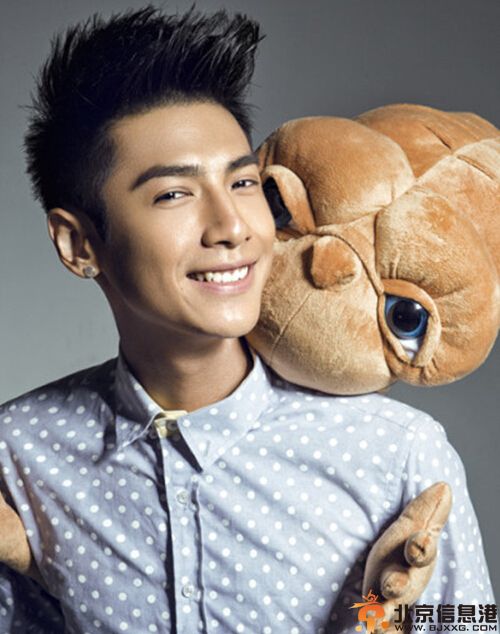 罗云熙leo个人资料微博 出演青年版何以琛是否整容引关注