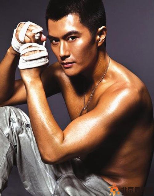 沈泰个人资料肌肉照片曝光 新剧沈泰田亮上演夺爱战