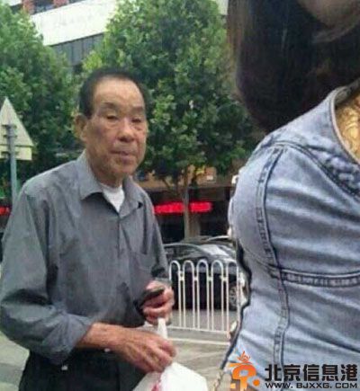 搞笑图片夏天的男生宿舍 有种案发现场的感觉