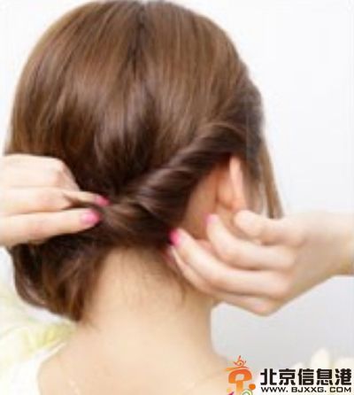 波波头怎么扎简单好看 2分钟简易教程来帮你