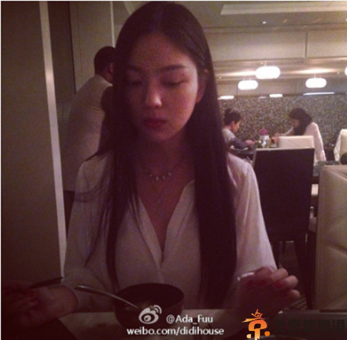 常州美女伏地微博Ada_Fuu个人资料 伏地周杰伦同台演出生活照被曝